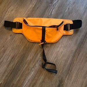 Janji multisling bag